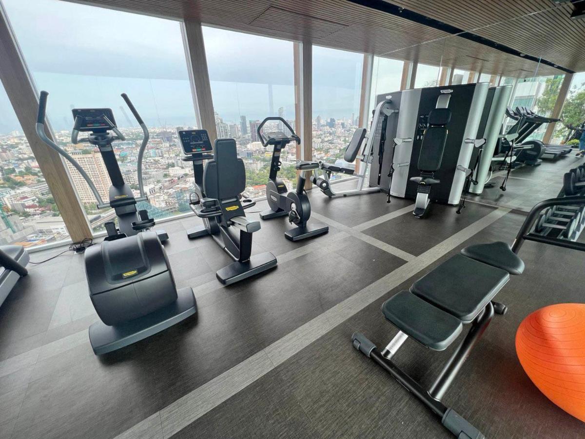 2 Bedroom Luxury Apartment 3 Min Walk From Bts Ekkamai Банкок Екстериор снимка